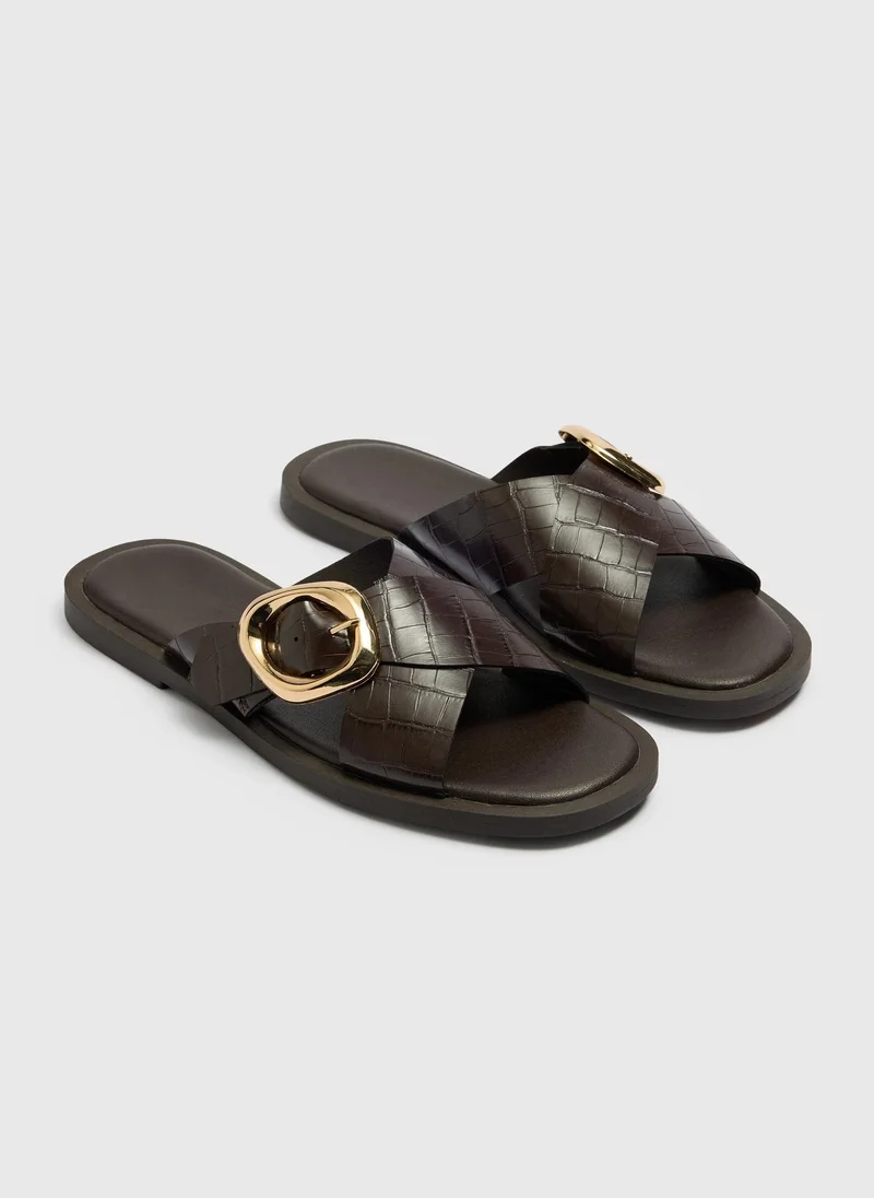 ماتلان Chocolate Brown Cross Strap Buckle Sliders